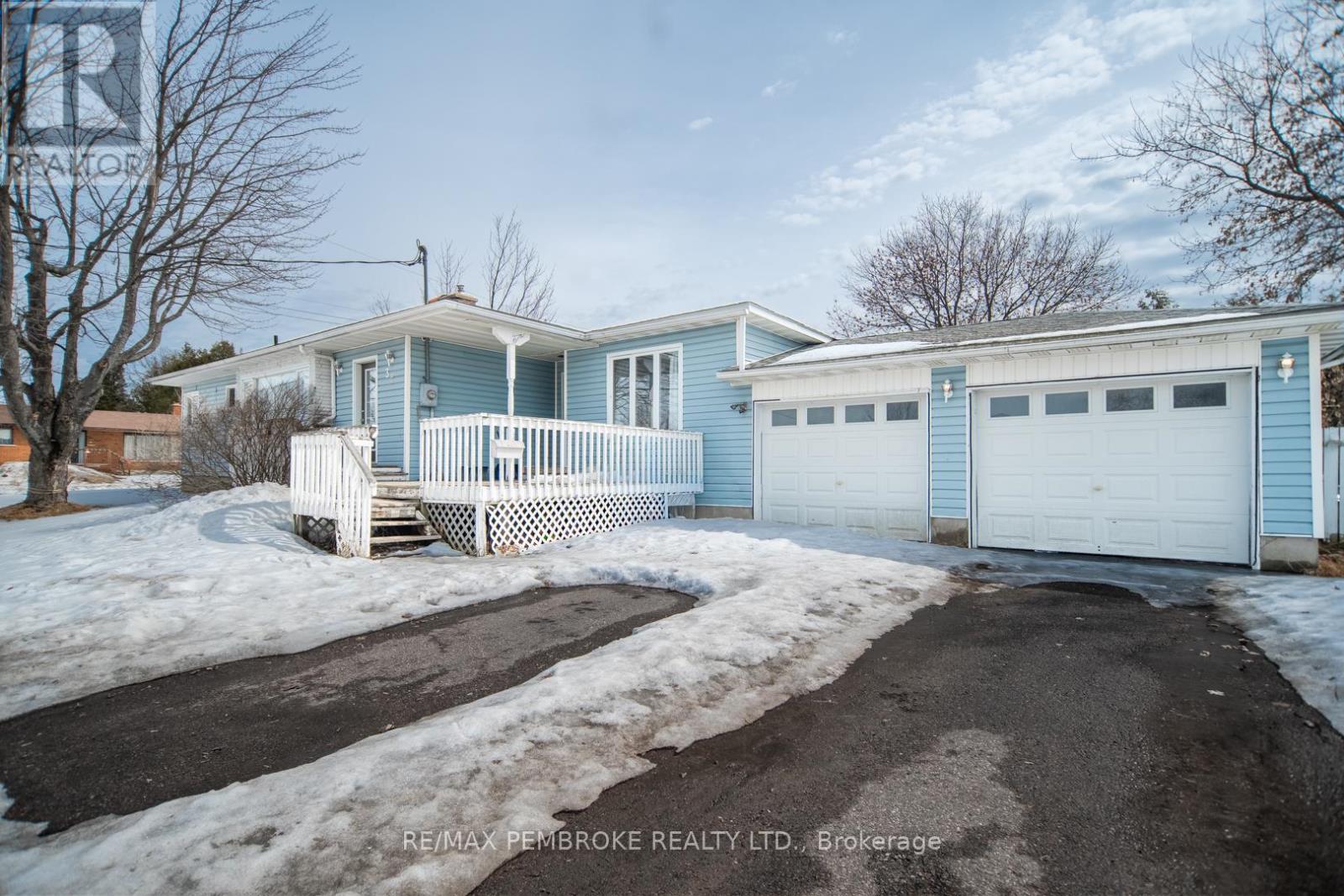 35 MOHNS AVENUE