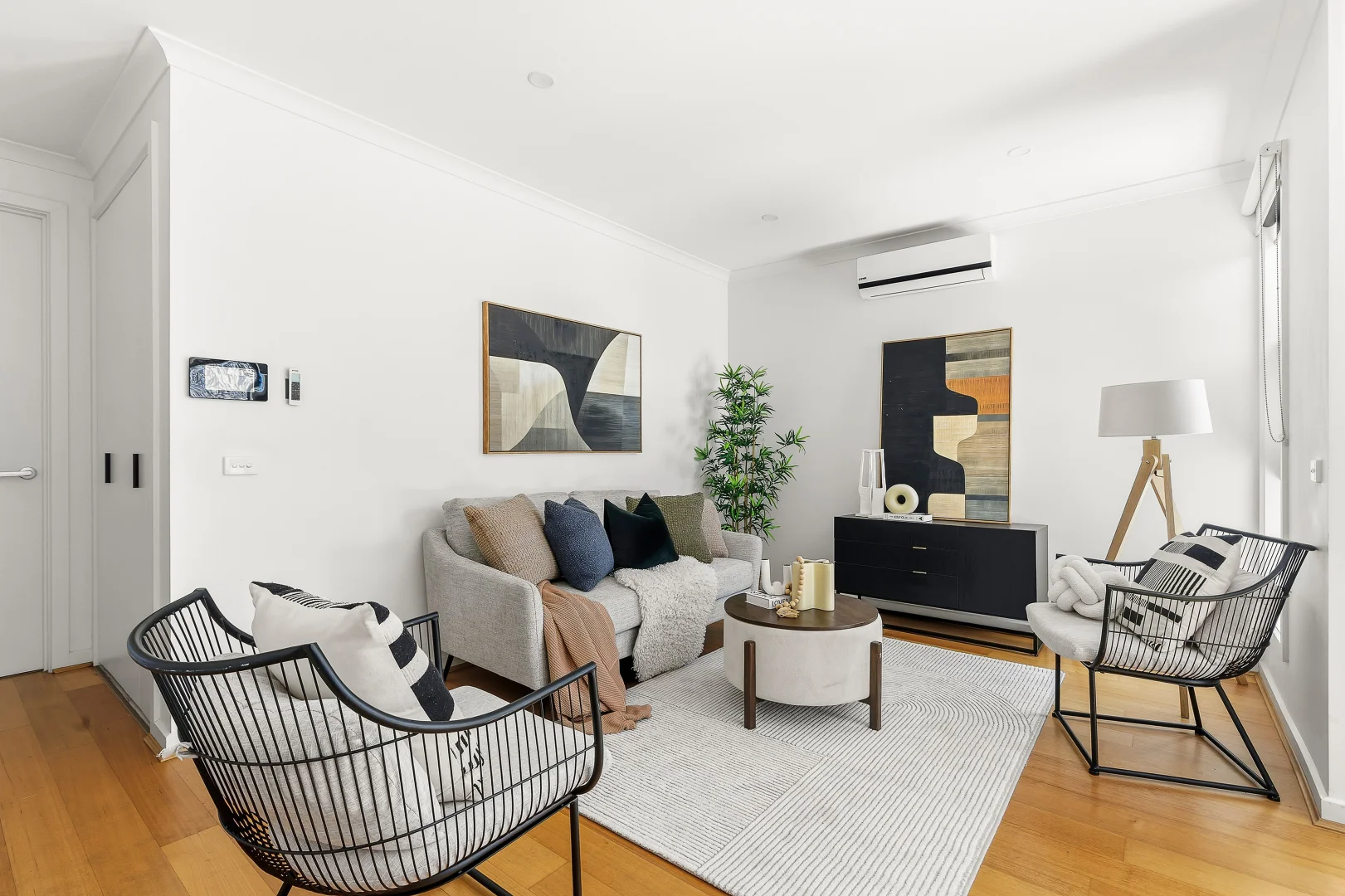 Additional image 2 of 2/4 Talbett Street, Burwood VIC 3125