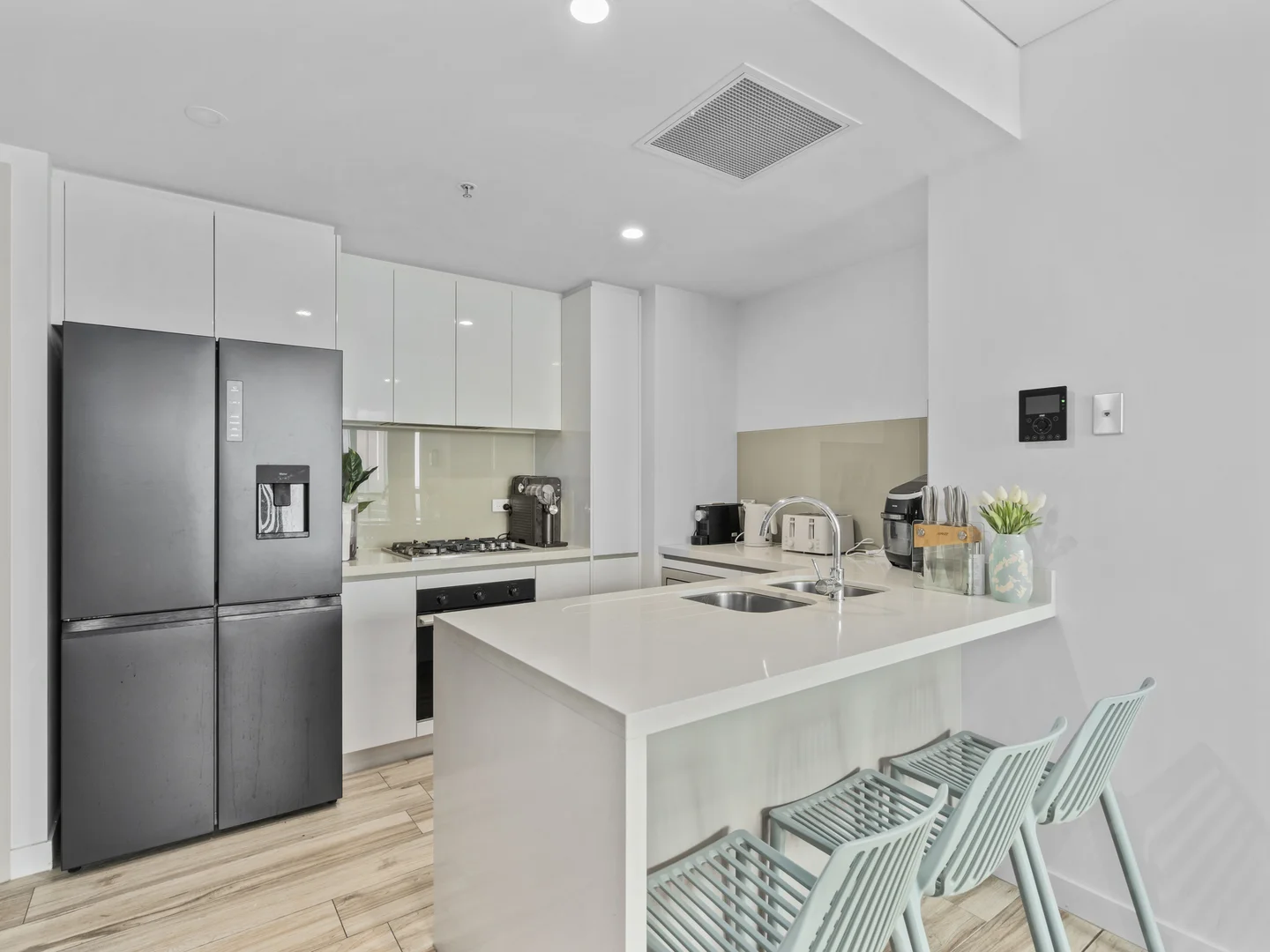 Additional image 10 of 1605/2 Como Crescent, Southport QLD 4215