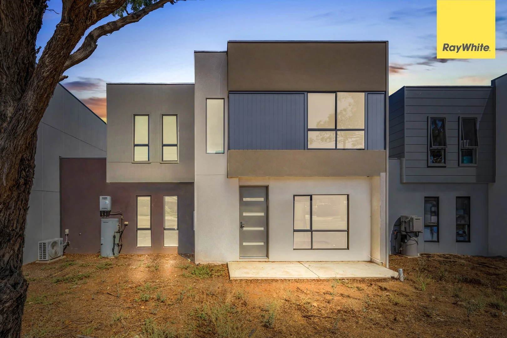 40 Steadfield Circuit, Melton South VIC 3338