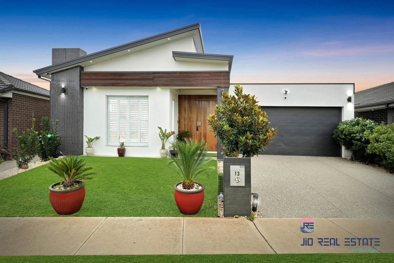 13 Longshanks Street, Thornhill Park VIC 3335