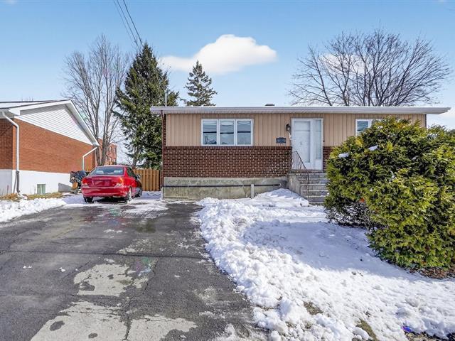 2745 Rue Cornwall