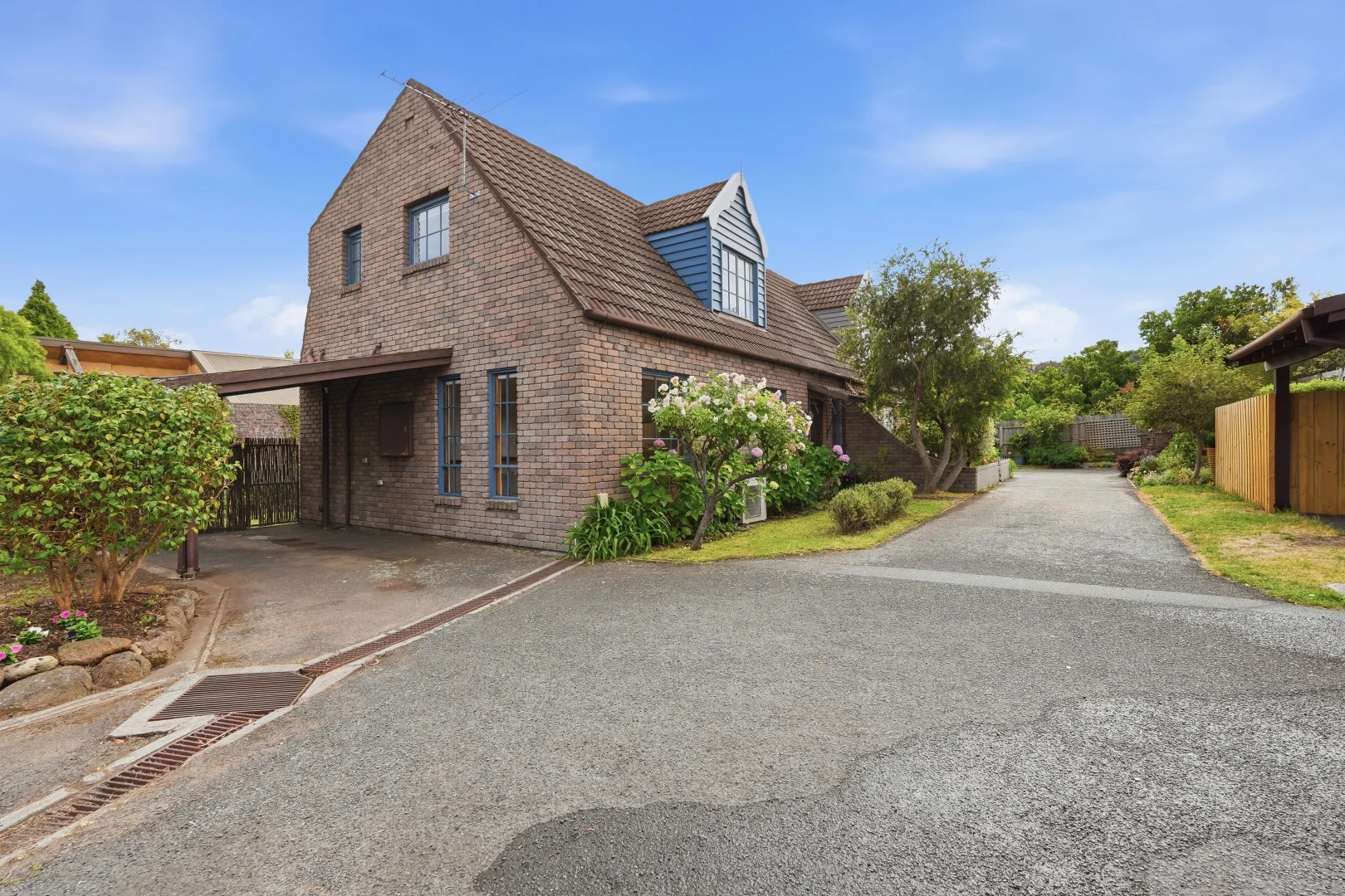 Additional image 28 of 3/4 Boa Vista Road, New Town TAS 7008