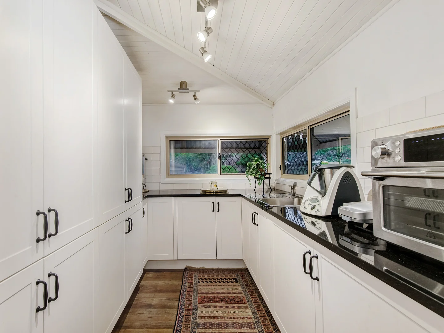 Additional image 7 of 52 Yvonne Crescent, Mount Warren Park QLD 4207