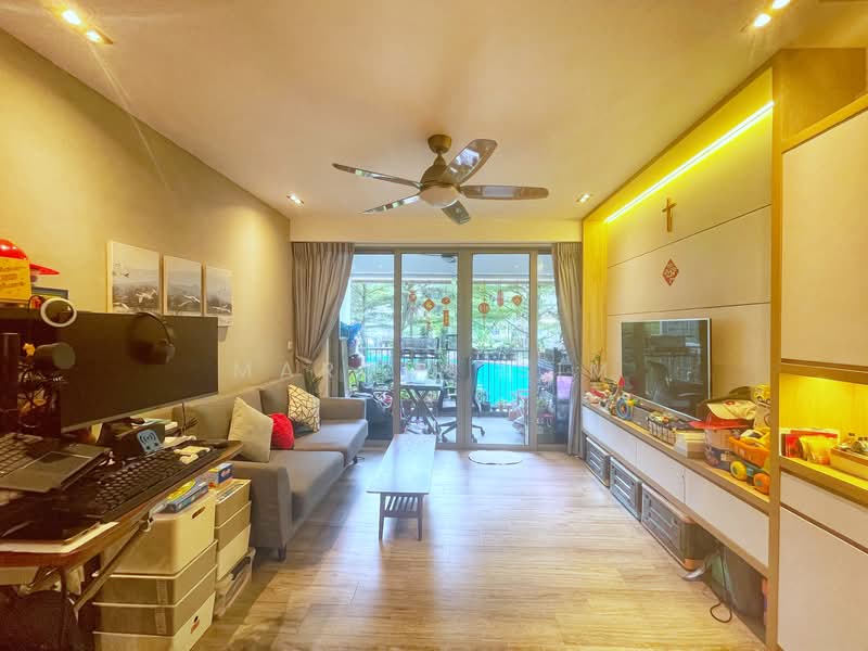 2 Canberra Drive photo 2