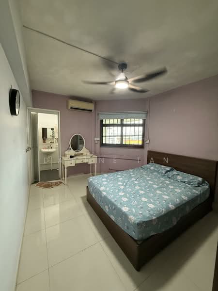 525 Jurong West Street 52 photo 3