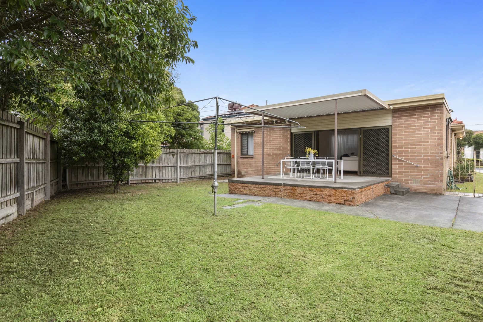 Additional image 14 of 2 Lawborough Avenue, Parkdale VIC 3195