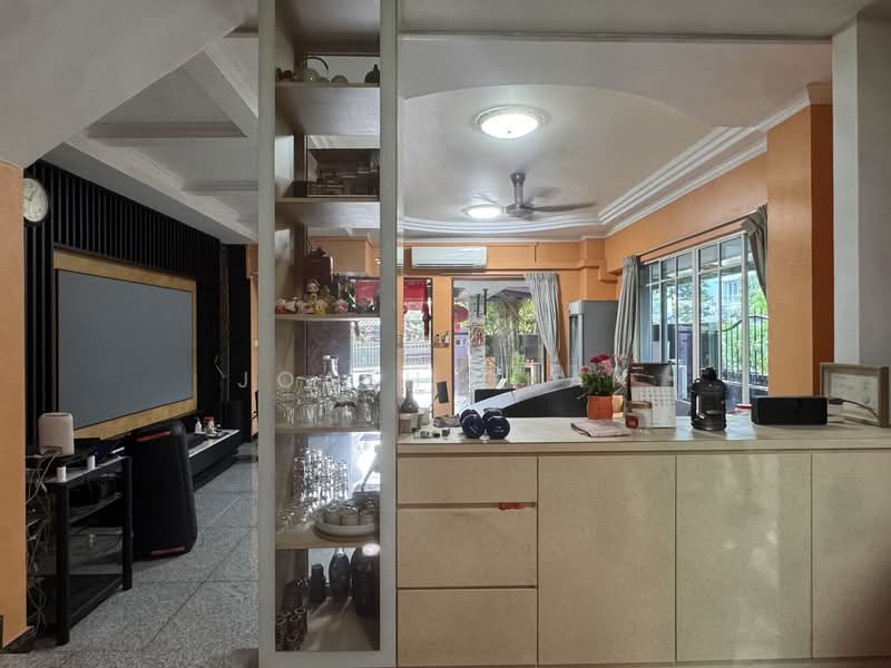 Additional image 11 of Upper Changi Road North / Changi North Way / Tanah Merah Besar Lane