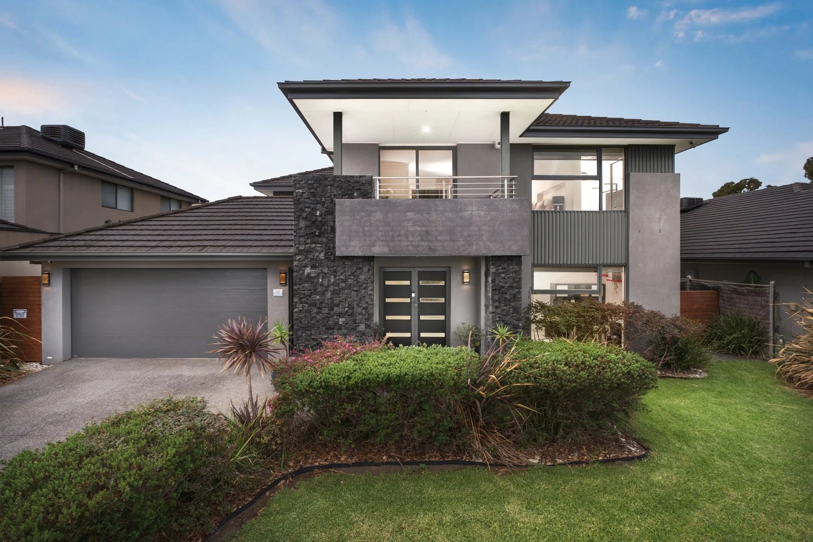 52 Waterside Drive, Waterways VIC 3195