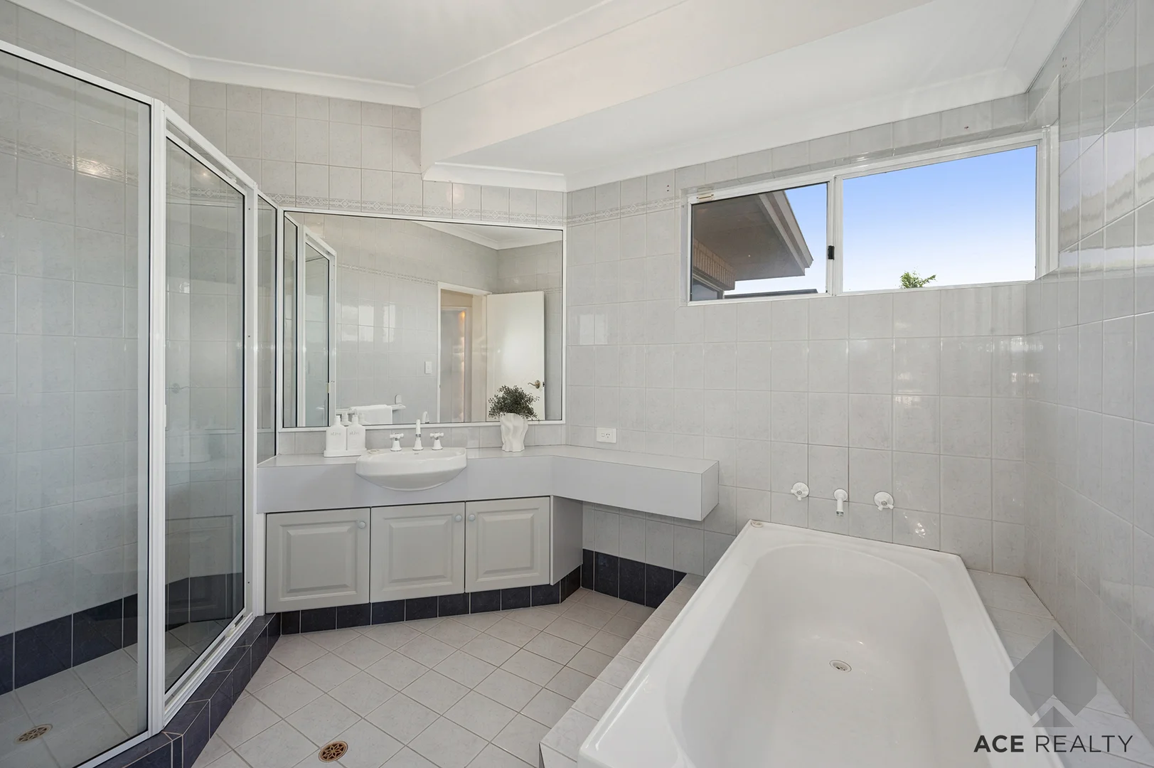 Additional image 23 of 49 Le Souef Drive, Kardinya WA 6163