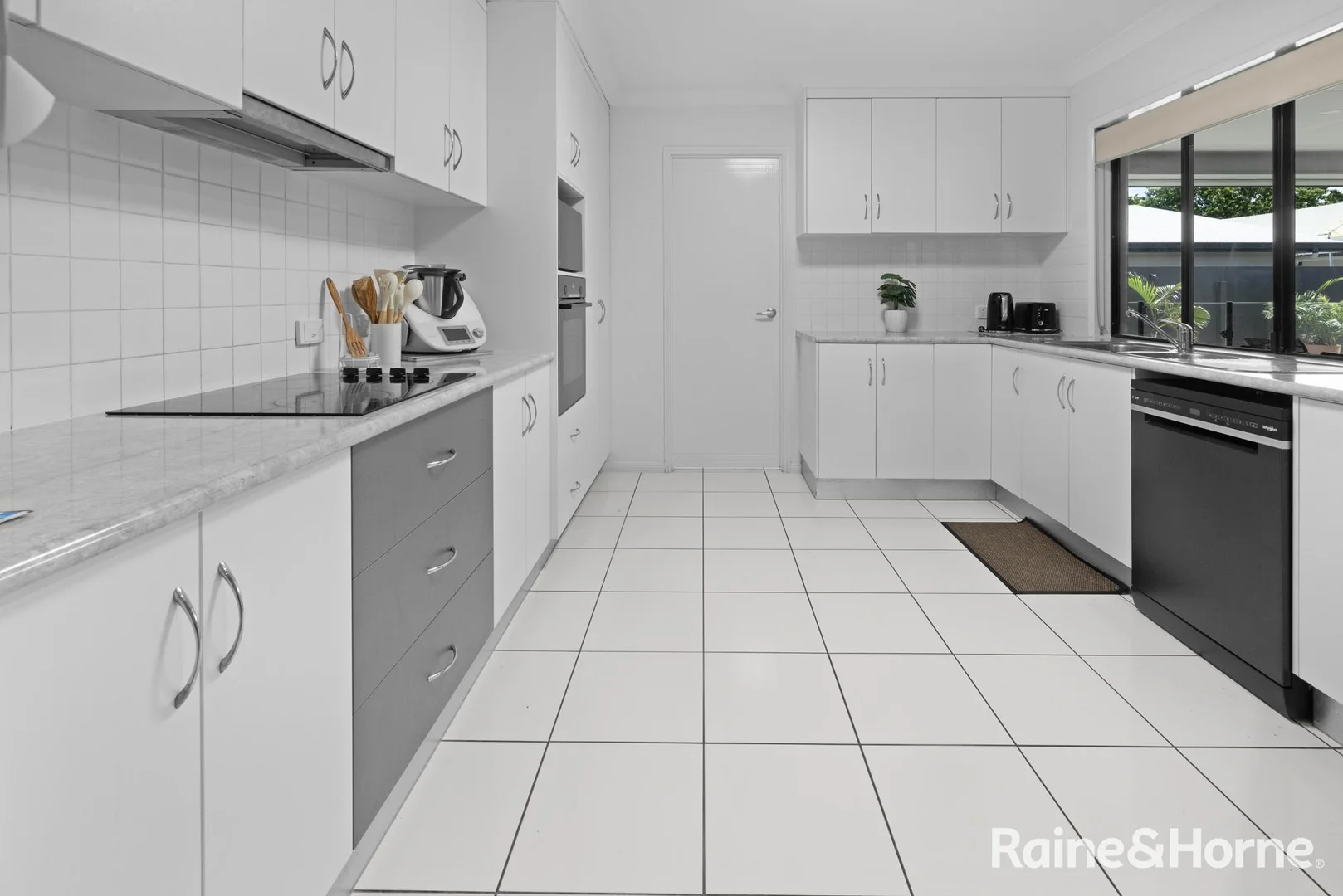 Additional image 11 of 4 Werri Street, Blacks Beach QLD 4740