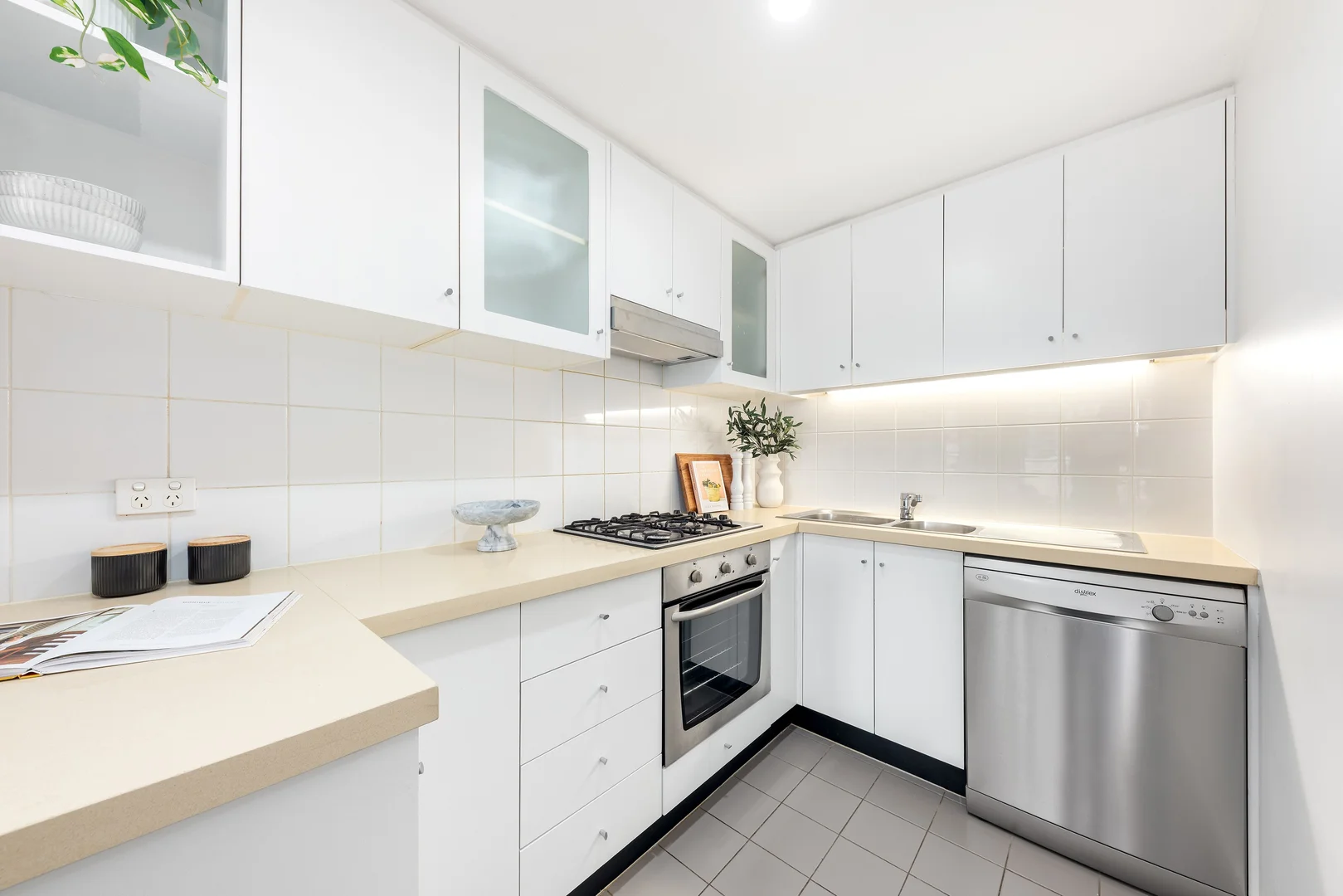 Additional image 4 of 906/79-81 Berry Street, North Sydney NSW 2060