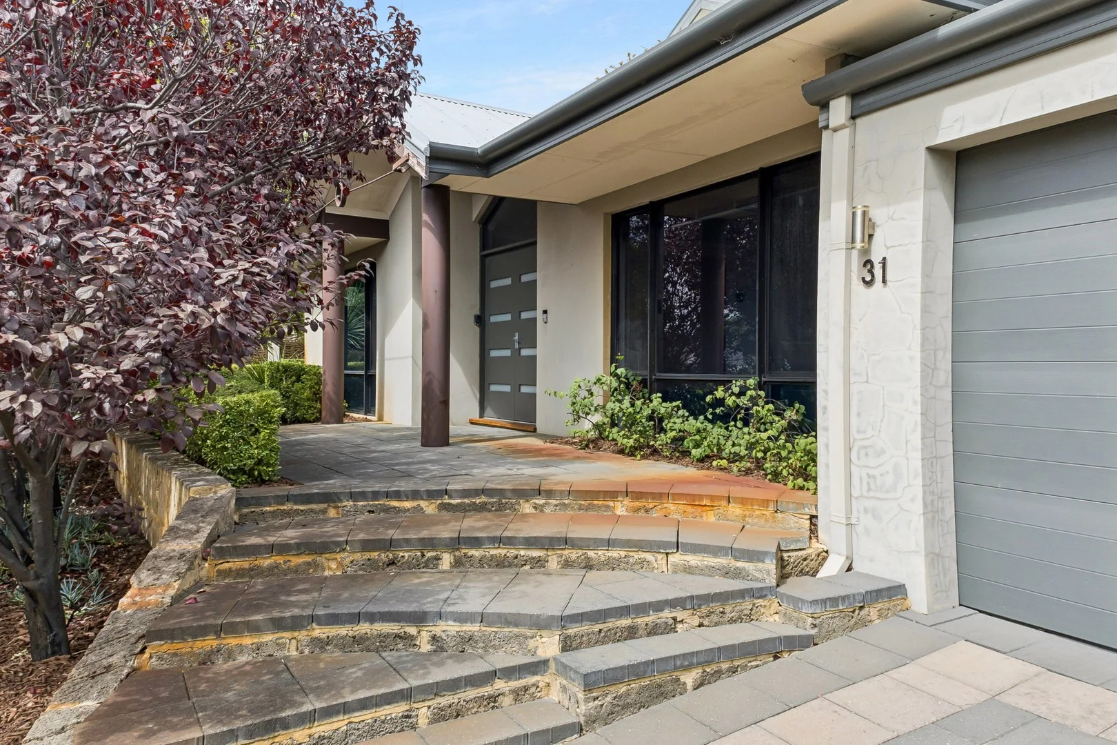 31 Dakin Street, Daglish WA 6008