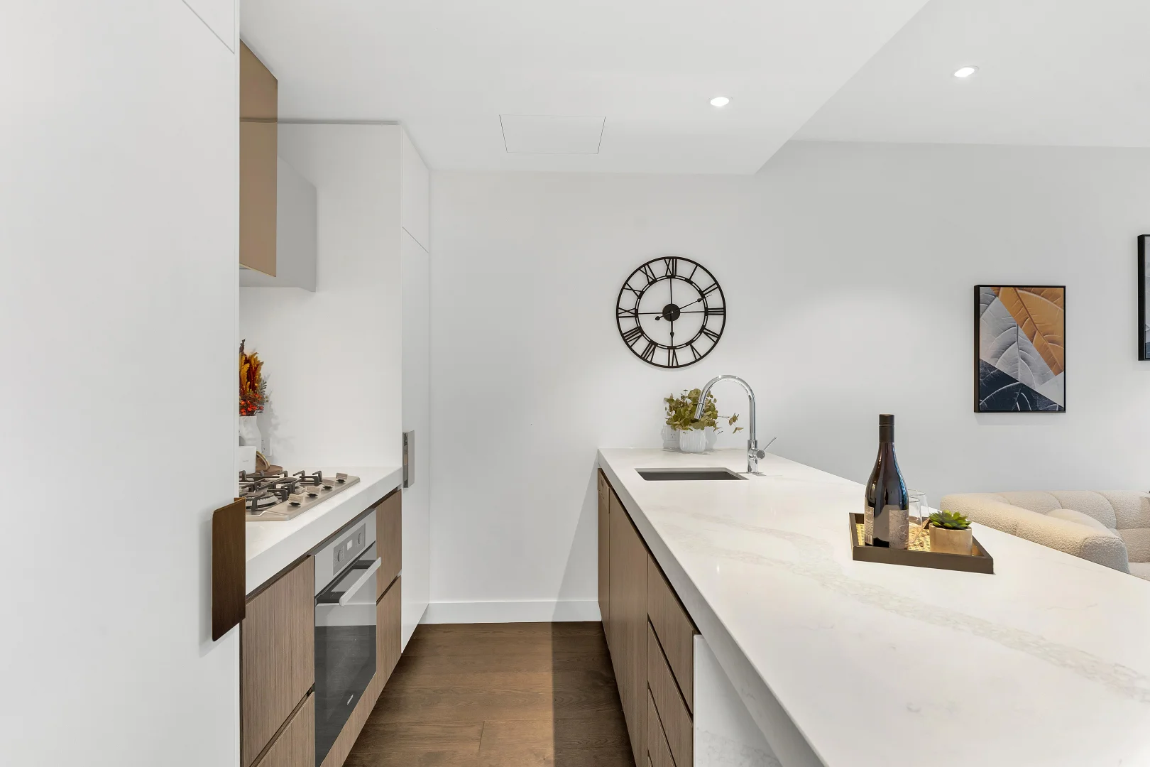Additional image 5 of 1401/8 Bowen Crescent, Melbourne VIC 3004
