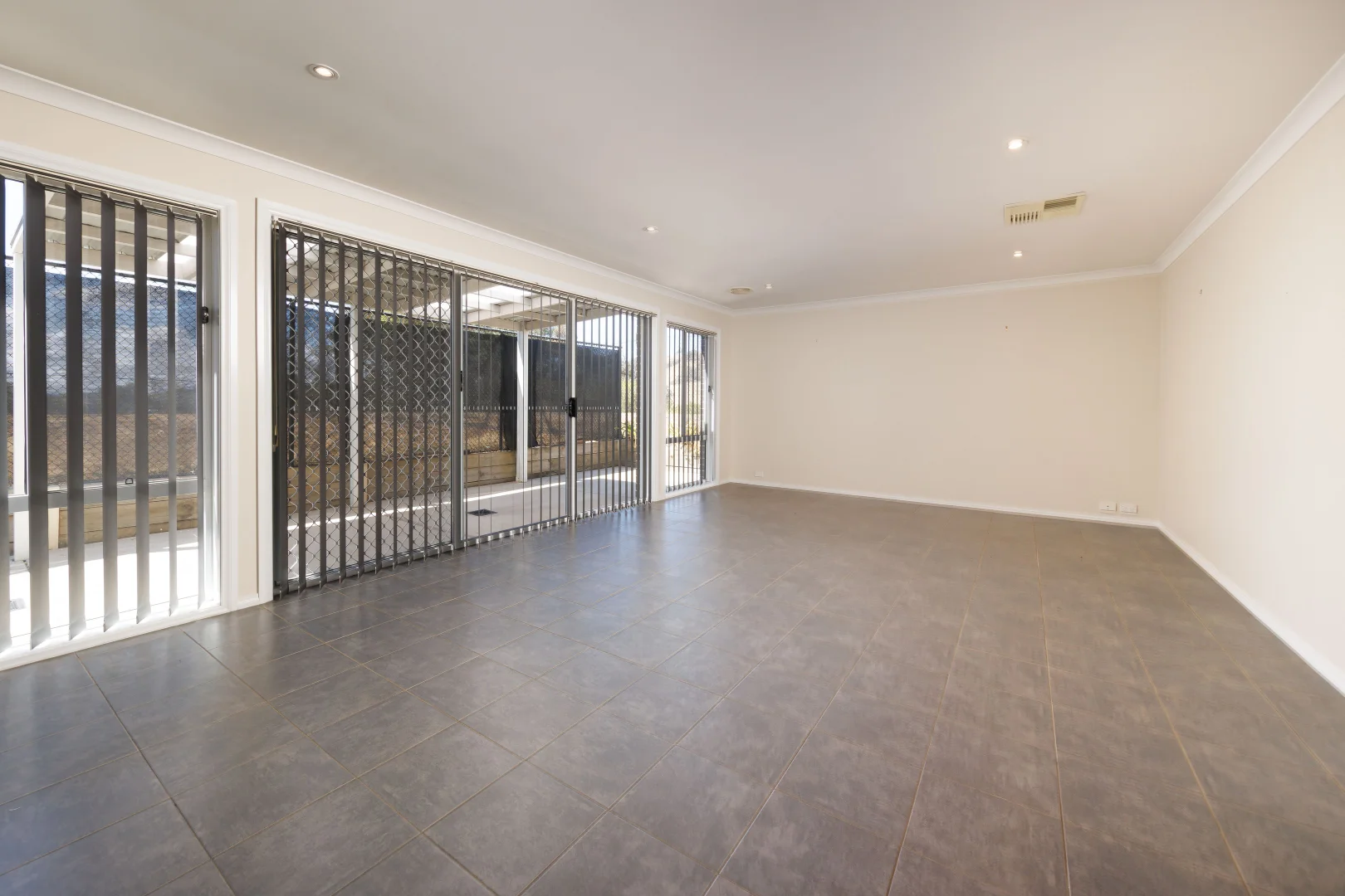 Additional image 2 of 1/9 Thorneycroft Avenue, Wodonga VIC 3690