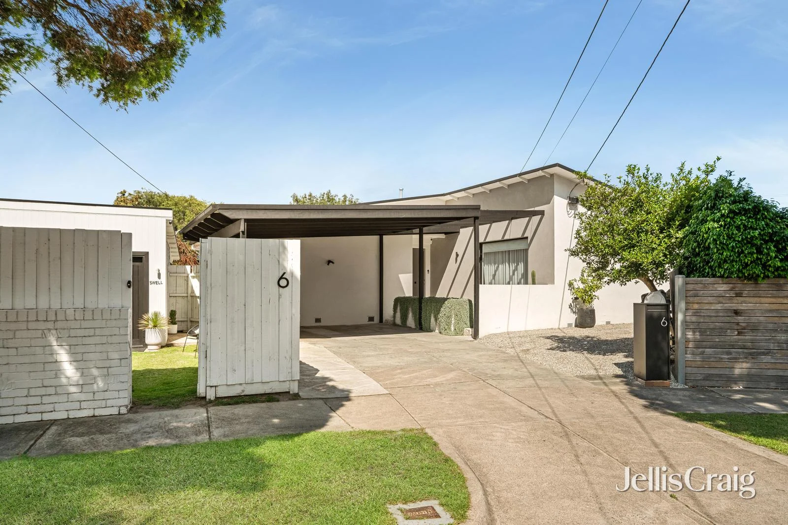 6 Thomas Court, Parkdale VIC 3195