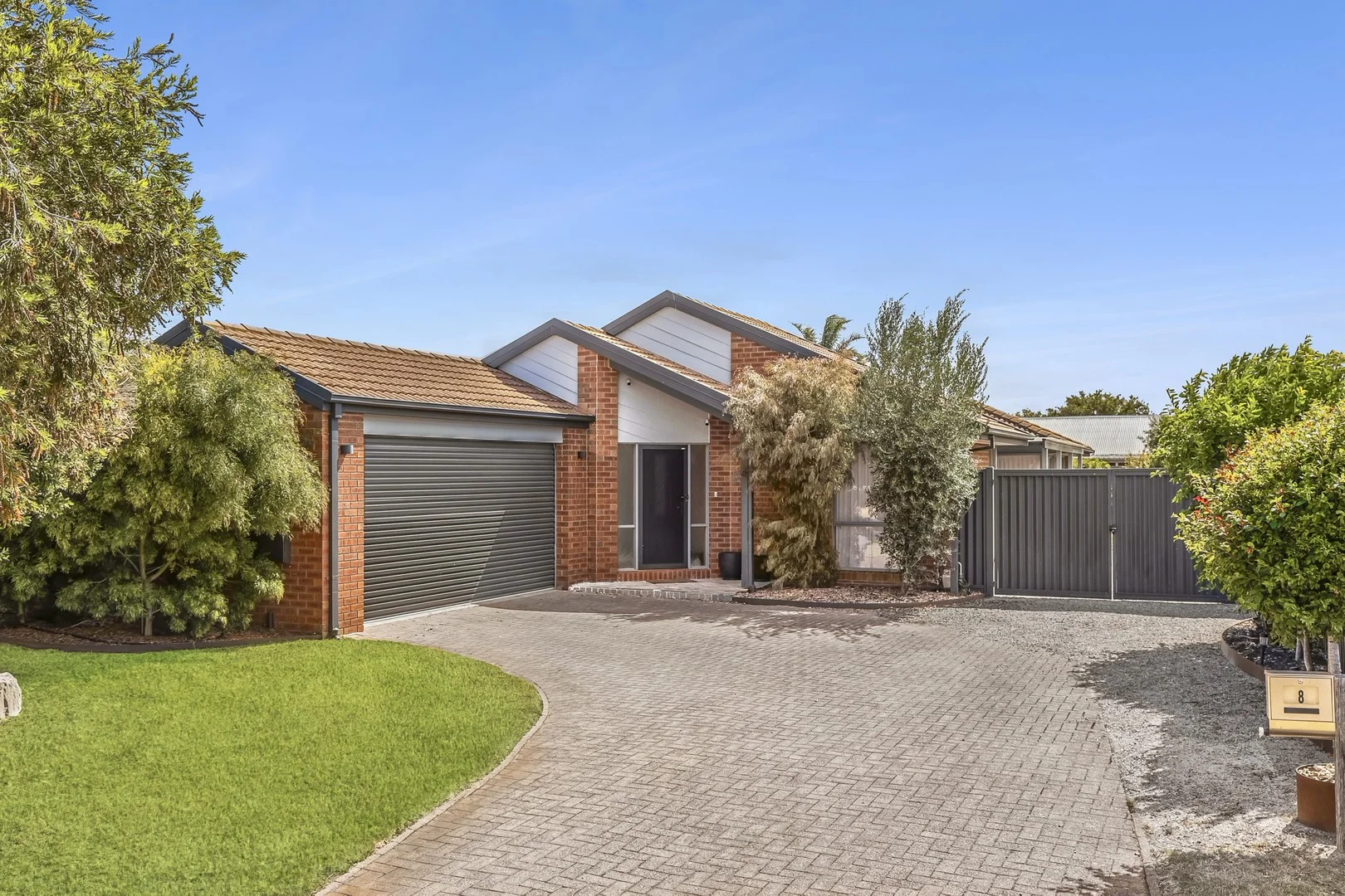 8 Kantara Crescent, Lara VIC 3212