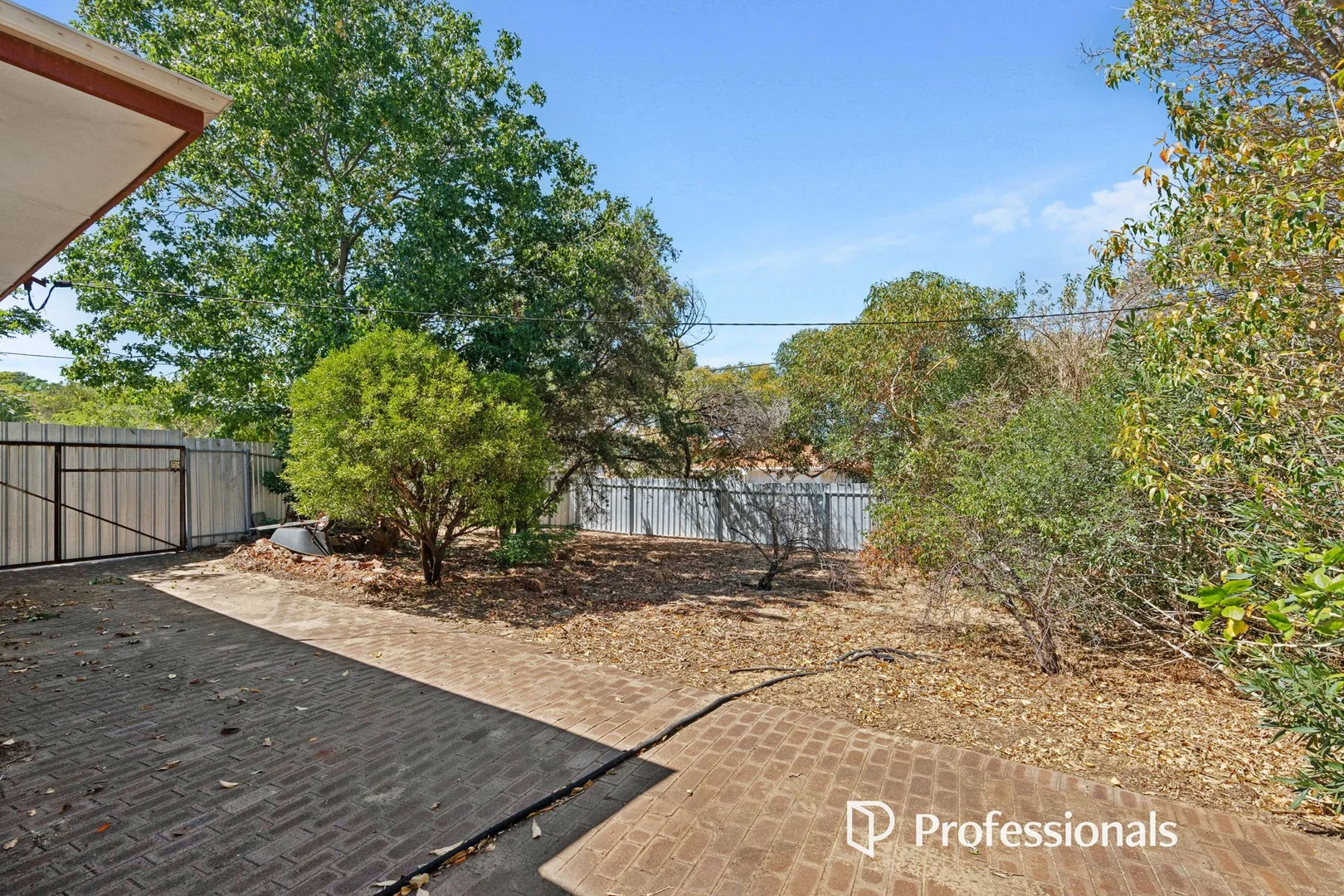 Additional image 3 of 10 Glen Road, Lesmurdie WA 6076