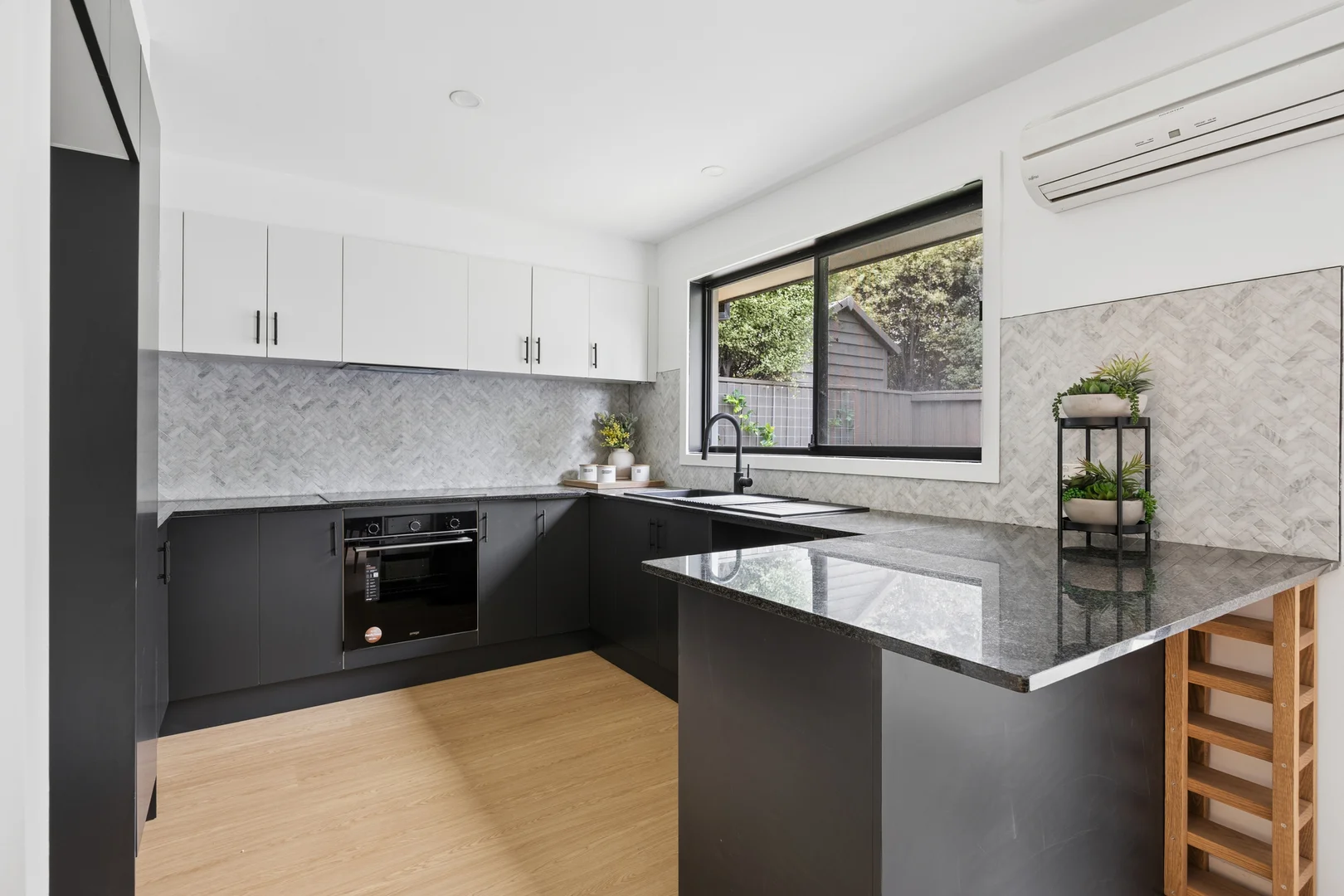 Additional image 6 of 2/71 Lahona Avenue, Bentleigh East VIC 3165