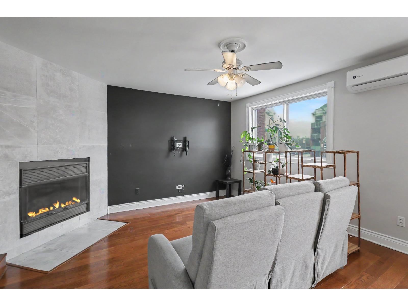 606 Av. Ampère