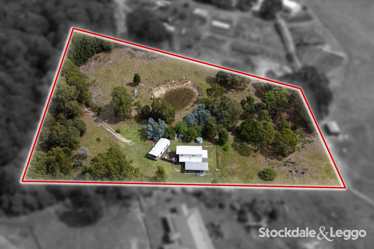 65 Lyndons Road, Callignee VIC 3844