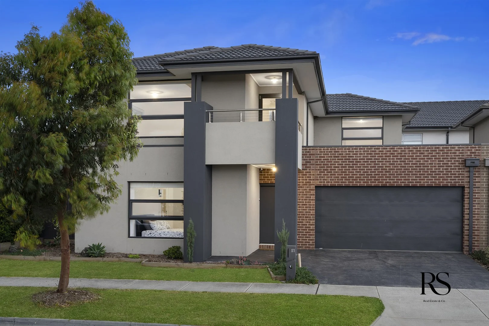 51 Springleaf Avenue, Clyde North VIC 3978