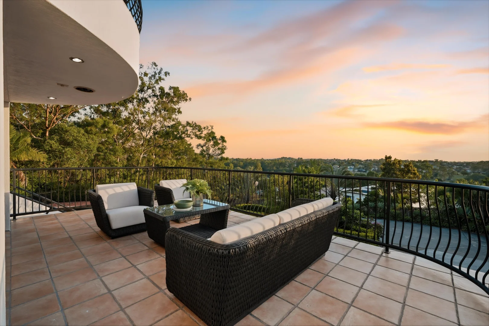 Additional image 31 of 39 Hannah St, Mount Ommaney QLD 4074