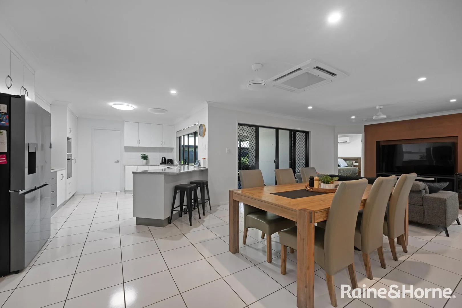 Additional image 9 of 4 Werri Street, Blacks Beach QLD 4740