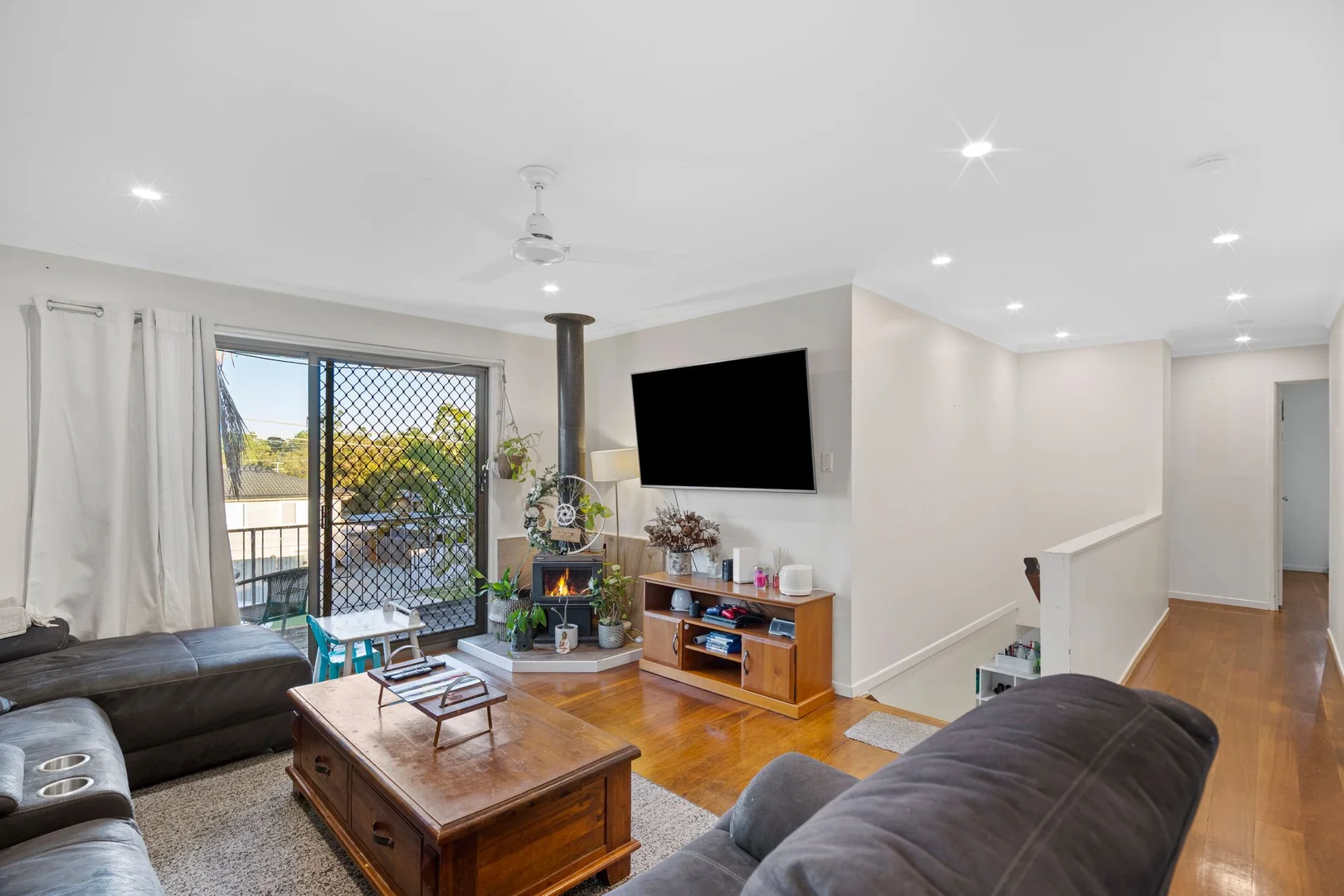 8 Lowry Street, Slacks Creek QLD 4127