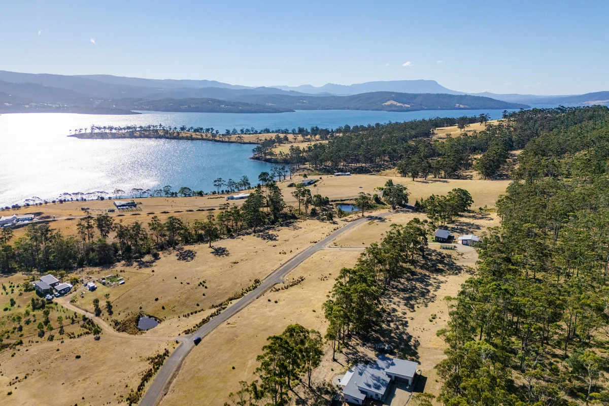 4 D'Entrecasteaux Drive, North Bruny TAS 7150
