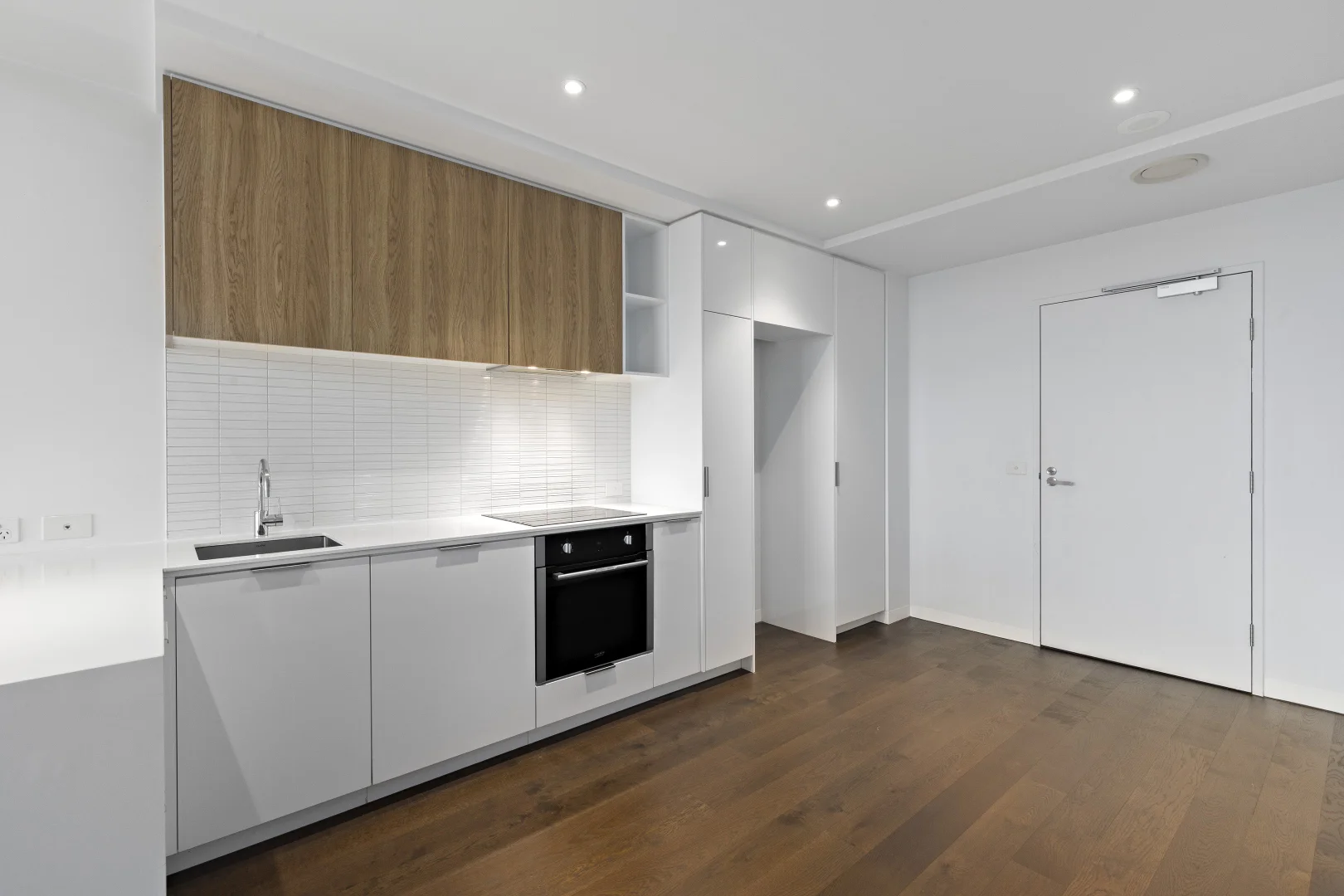 Additional image 2 of 1704/3-5 St Kilda Road, St Kilda VIC 3182