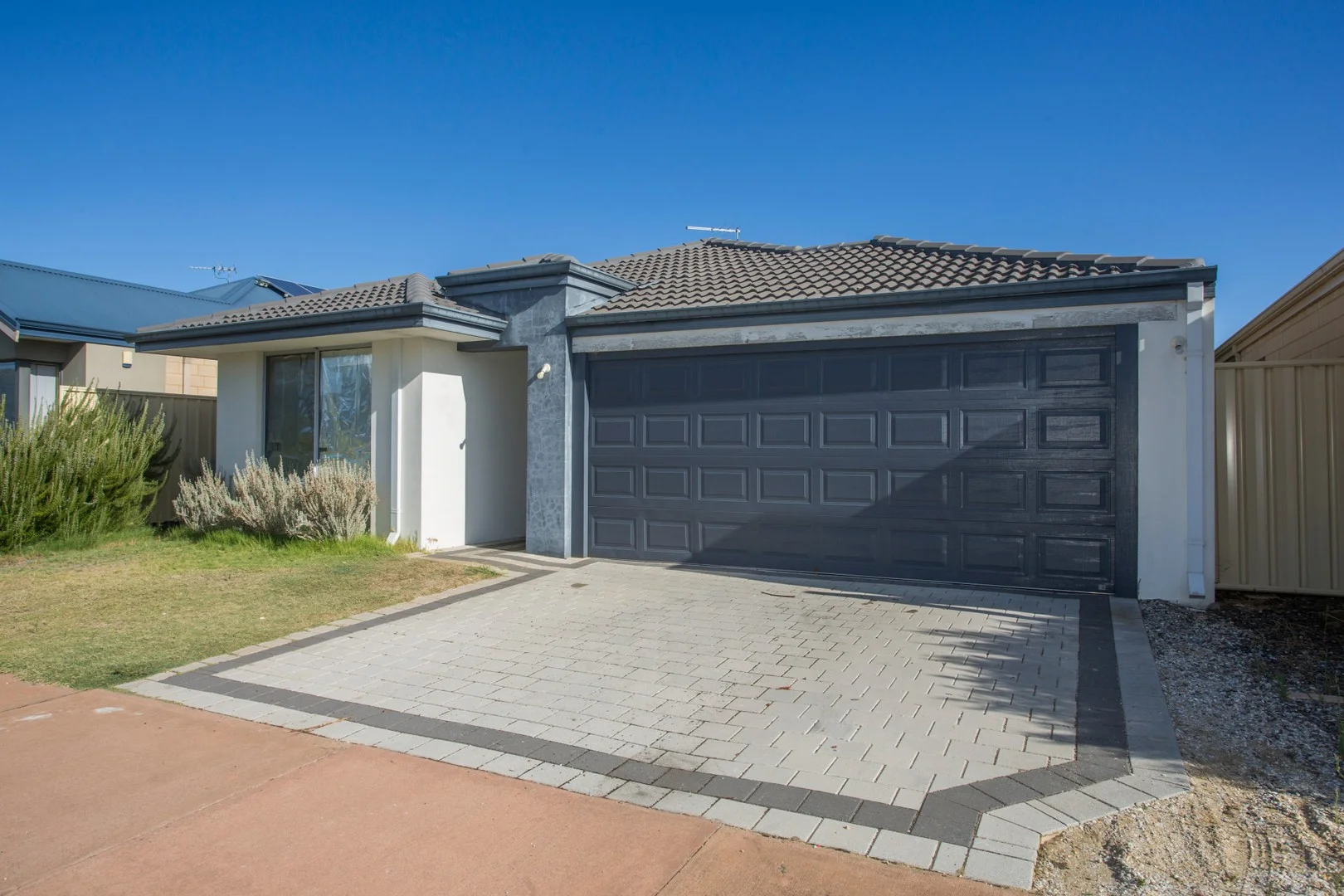 9 Birch Rd, Aubin Grove WA 6164