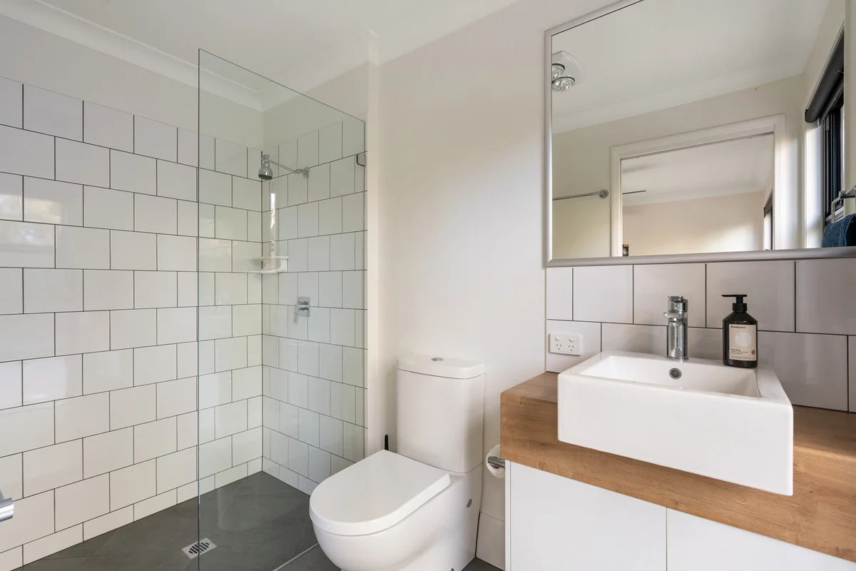 Additional image 18 of 19 Coventry Court, Mount Lofty QLD 4350