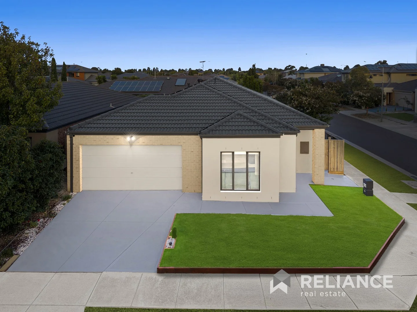 14 Tropic Circuit, Point Cook VIC 3030