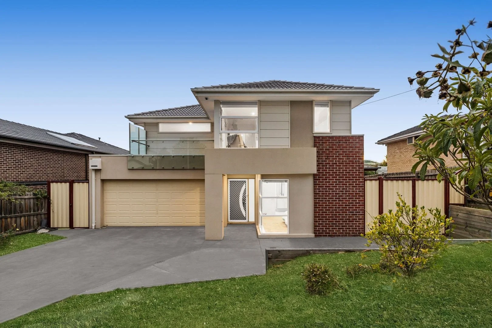 8 Baratta St, Doncaster East VIC 3109