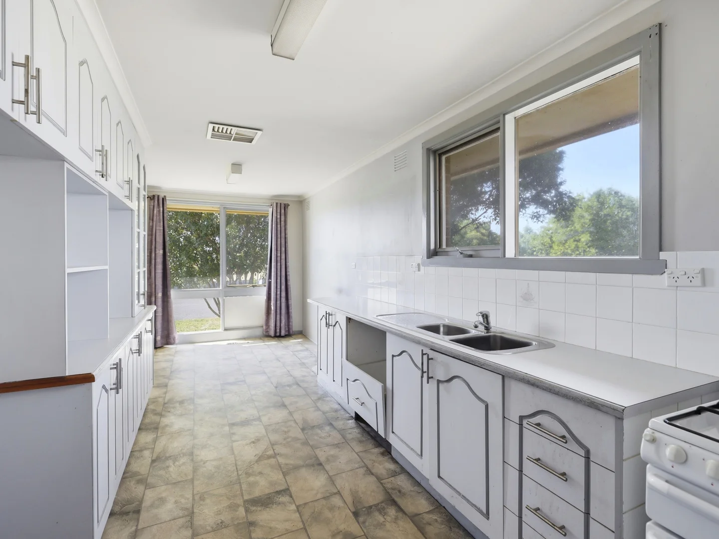 11 Nelson Street, Darley VIC 3340 photo 3