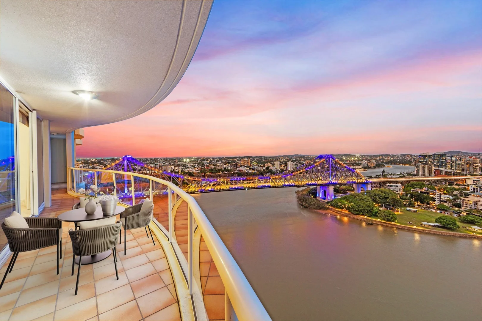 144/32 Macrossan Street, Brisbane City QLD 4000