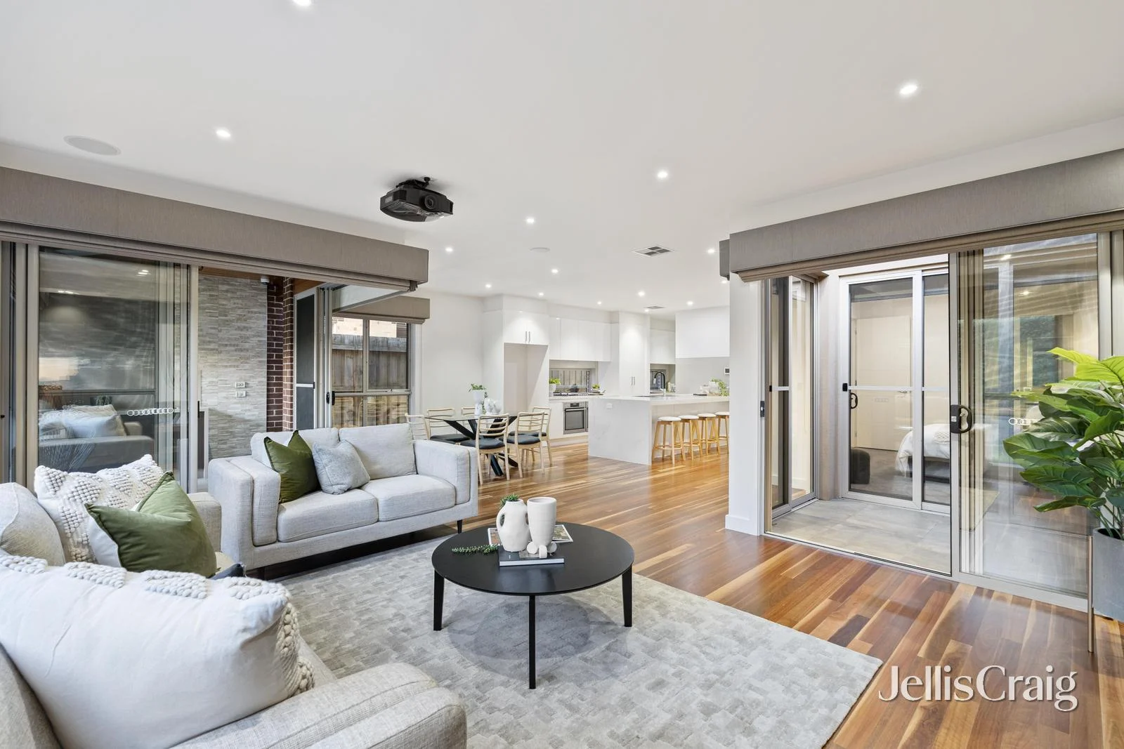 1B Rose Avenue, Bulleen VIC 3105 photo 2