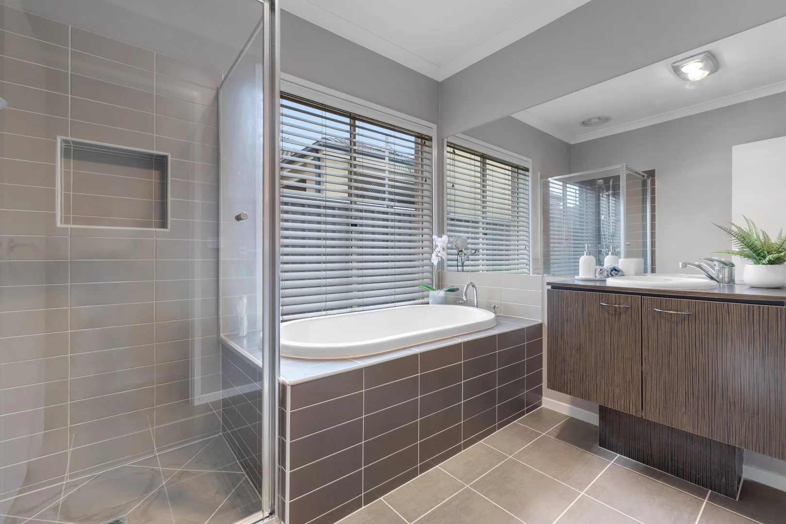 Additional image 14 of 10 Lumina Avenue, Cranbourne North VIC 3977