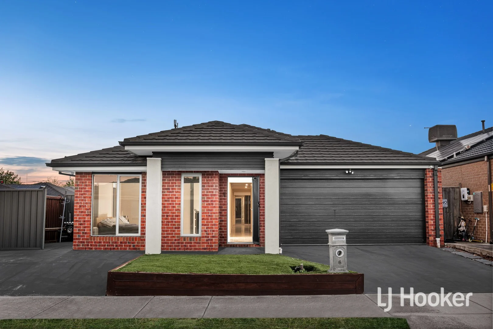 6 Warren Place, Truganina VIC 3029