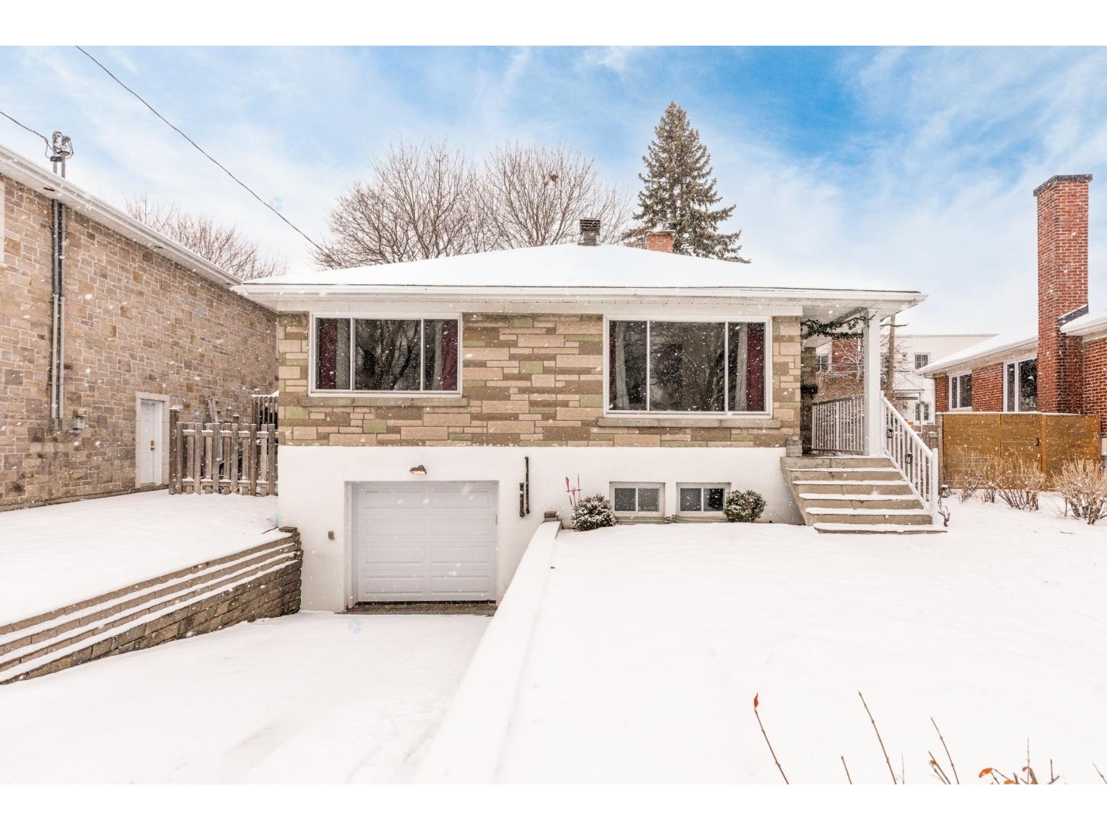 8275 Rue Atherton