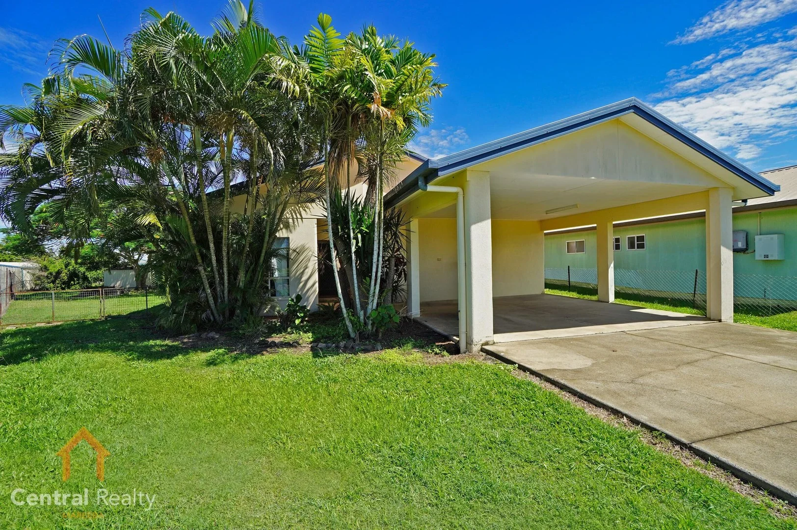 14 Mountain View Close, Mareeba QLD 4880
