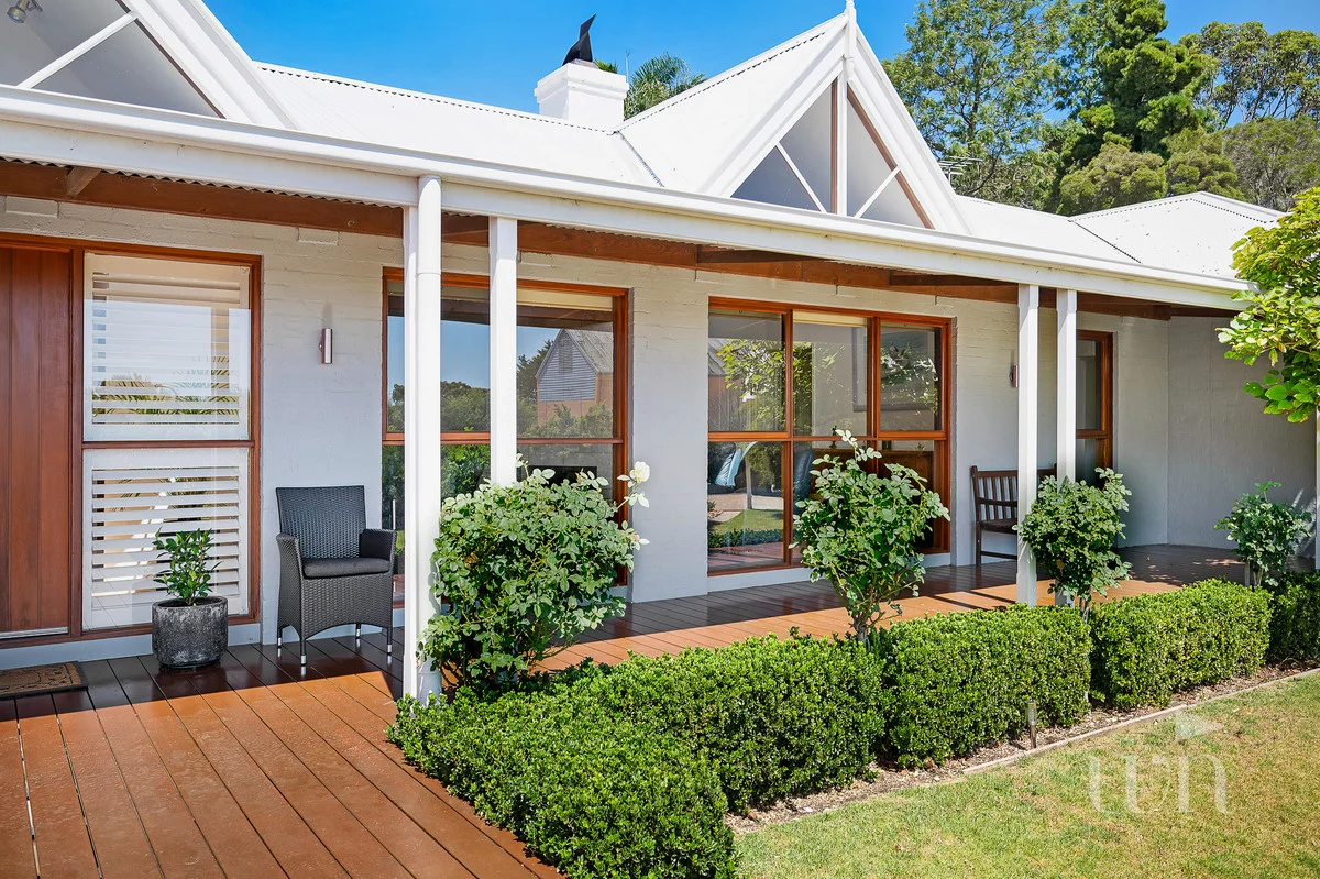 10 James Court, Mount Martha VIC 3934