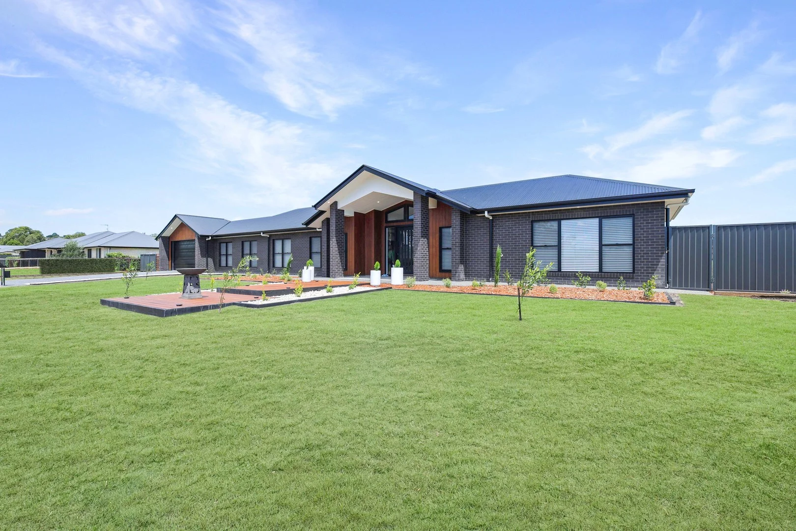 32 Steinberg Road, Highfields QLD 4352