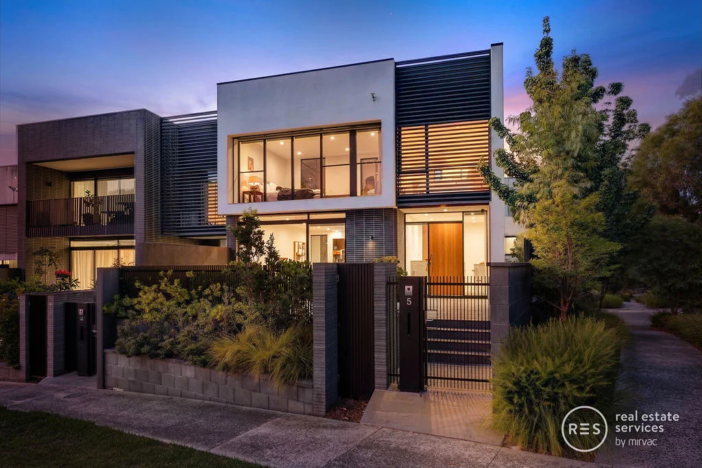 5 Makybe Walk, Doncaster VIC 3108