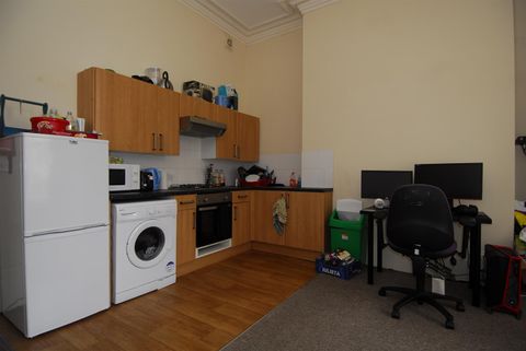 Woodland Tce Flat 1, Plymouth PL4