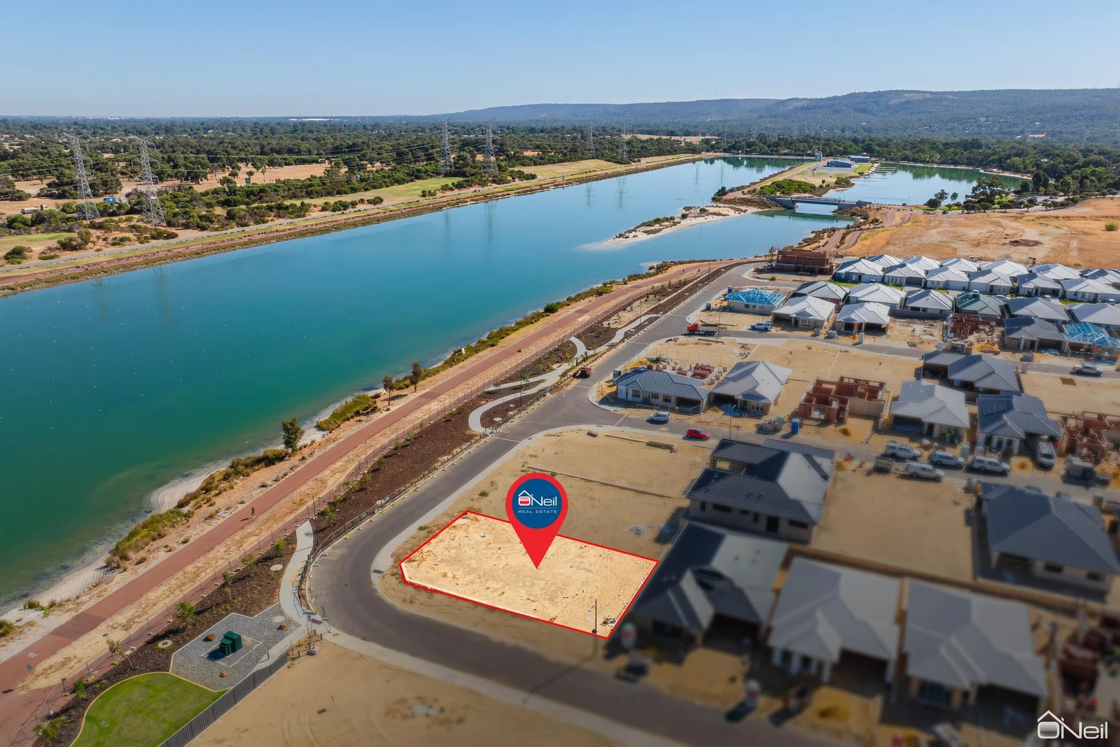54 Gippsland Parade, Champion Lakes WA 6111