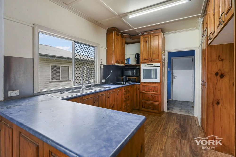 Additional image 5 of 19 Dalmeny Street, Wilsonton QLD 4350