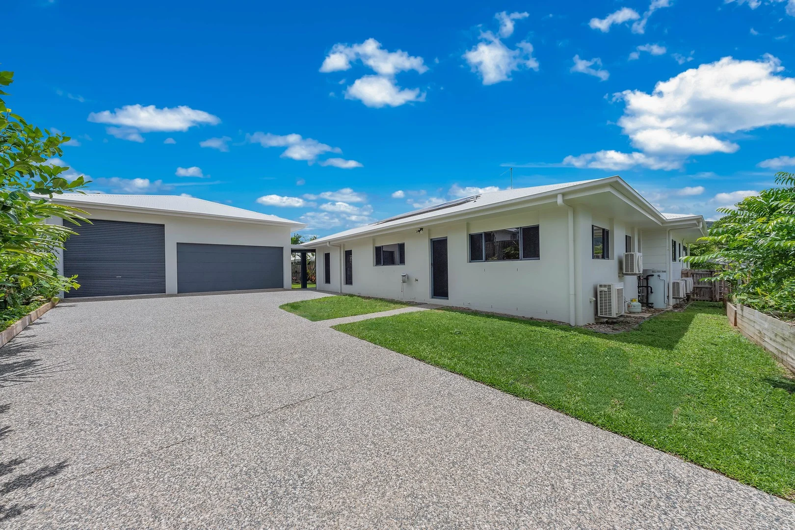 3 Spyglass Road, Cannon Valley QLD 4800