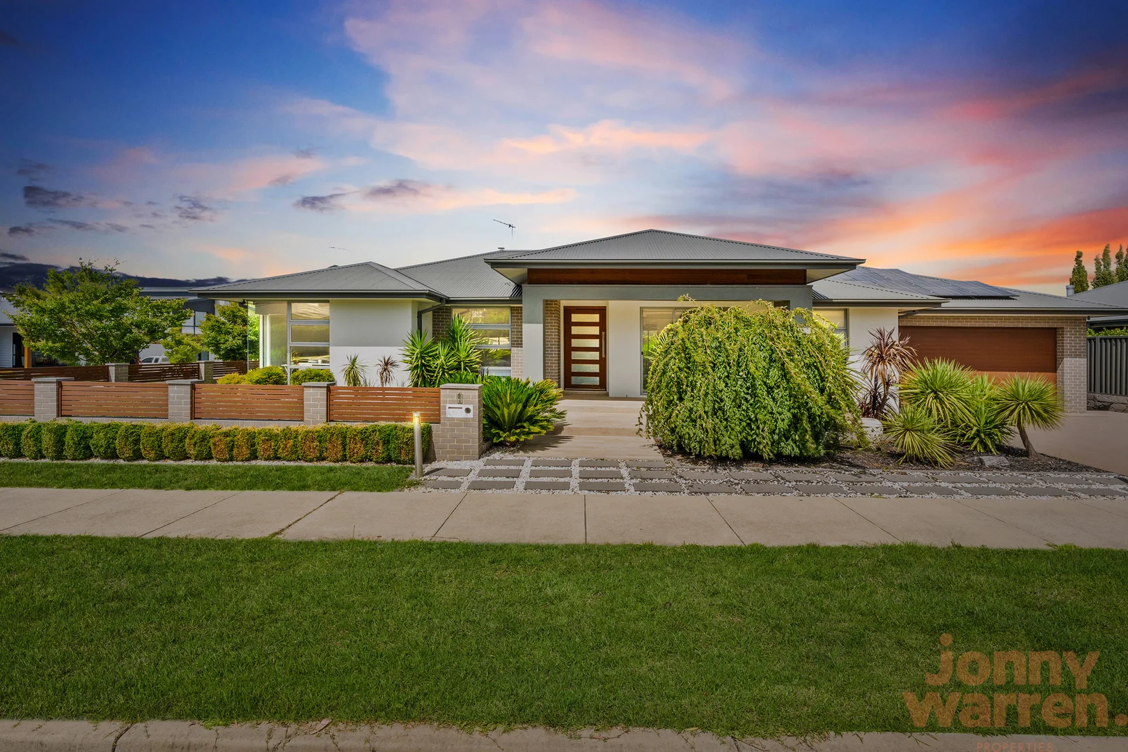 1 Badgery Street, Googong NSW 2620
